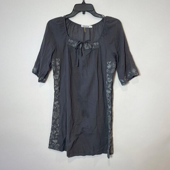 Monoreno Mini Shift Floral Dress Womens M Gray Embroider Square Neck 3/4 Keyhole - Picture 1 of 5